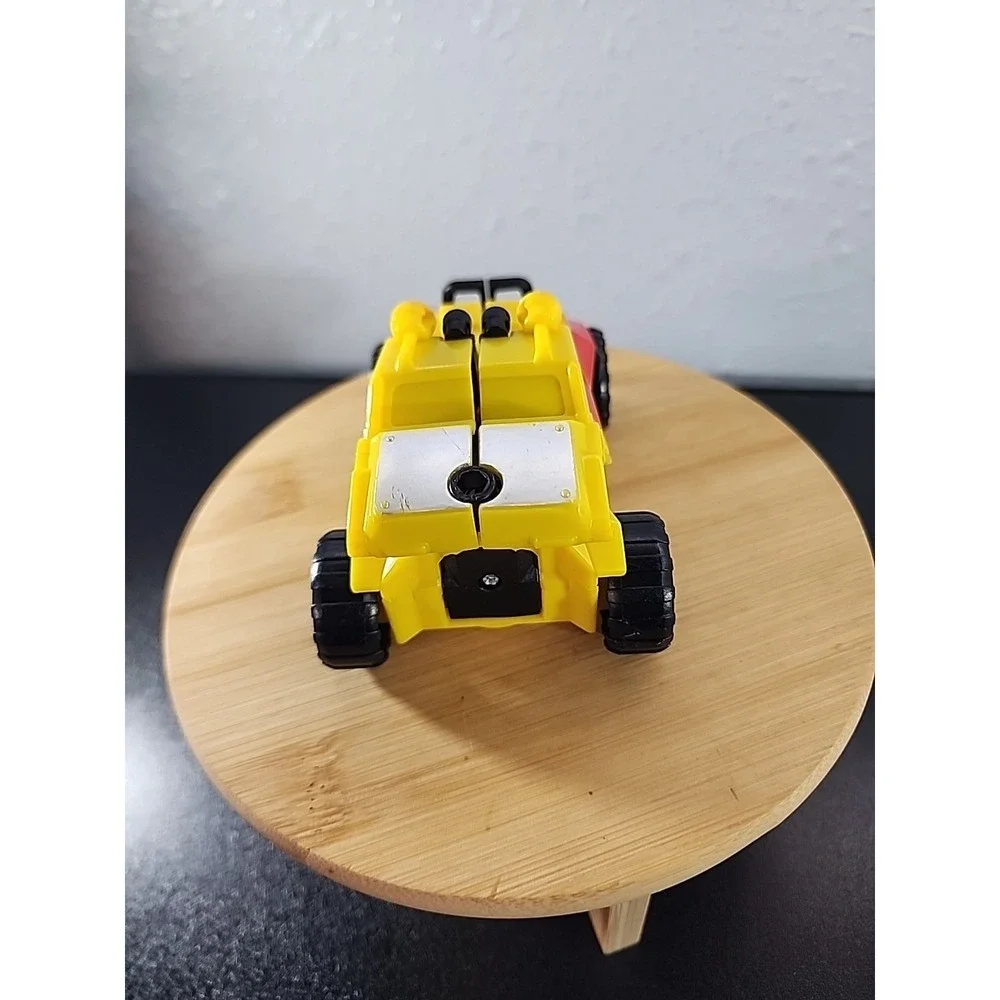 Playskool Heroes Transformers Rescue Bots Academy Bumblebee Rock Crawler - Buggy